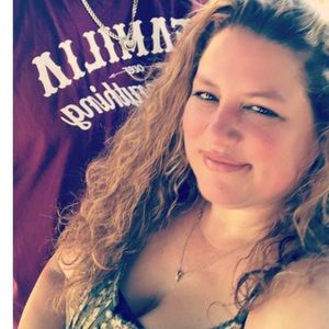 Meet your Posher, Melanie